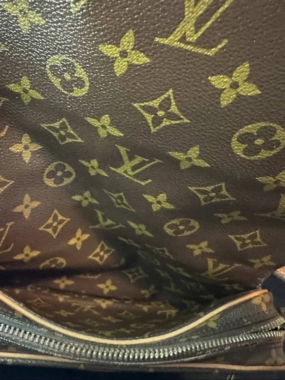 LOUIS VUITTON Saint Germain 23 Monogram Canvas Brown Flap Crossbody Bag M51210